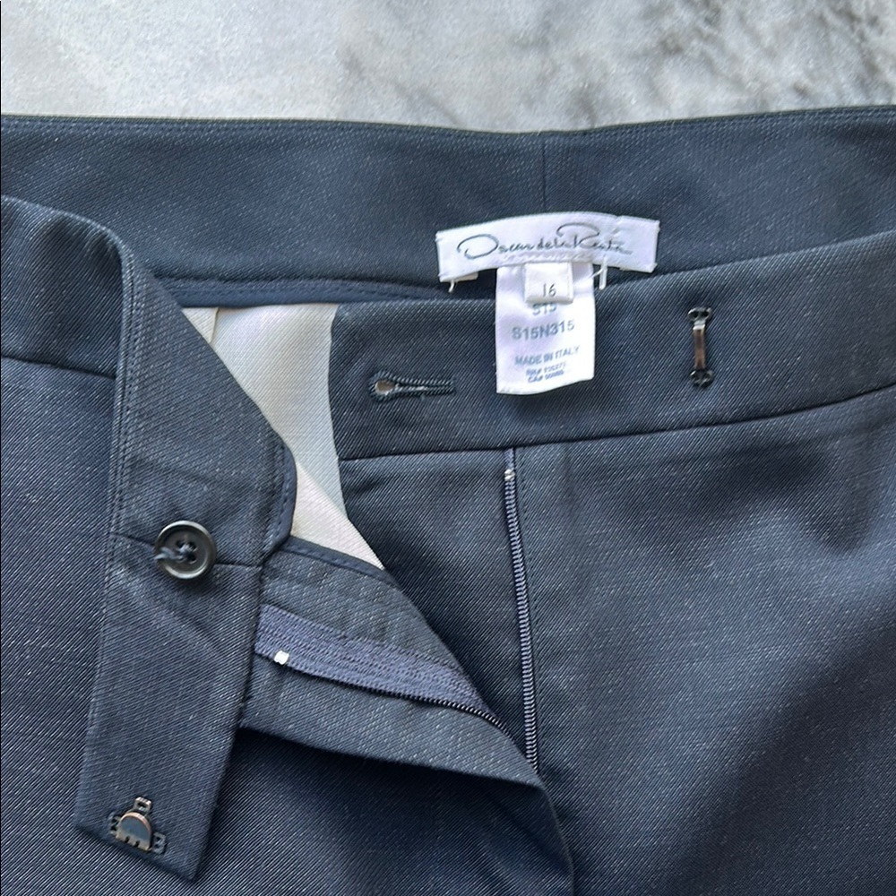 Oscar de la Renta Cropped Navy Pants | 16
